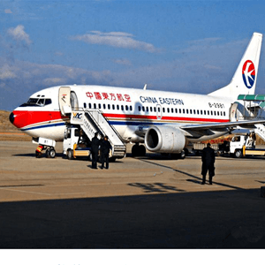 白山空运代理航空快运业稳步发展的原因是什么？